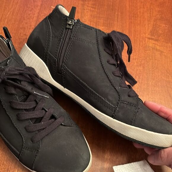 Dansko Onyx High Top Sneakers - Size 39 - Picture 4 of 9